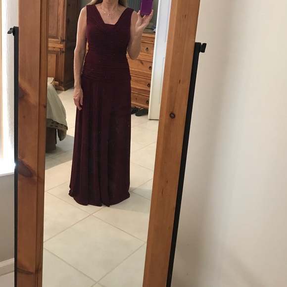 NW Nightway evening gown - Picture 5 of 7