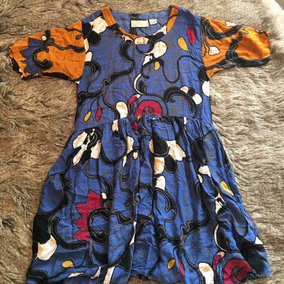 Vintage loose fit dress abstract print