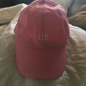 Lit dad hat