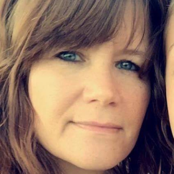 Meet your Posher, Patti - Picture 1 of 1