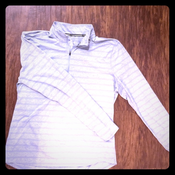 Nike dri-fit lightweight running sweater