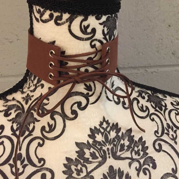 🆕Brown Lace up Chokers🆕 - Picture 4 of 4