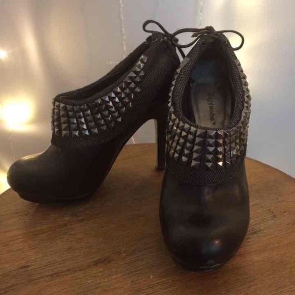 A Perfect Halloween  Stiletto