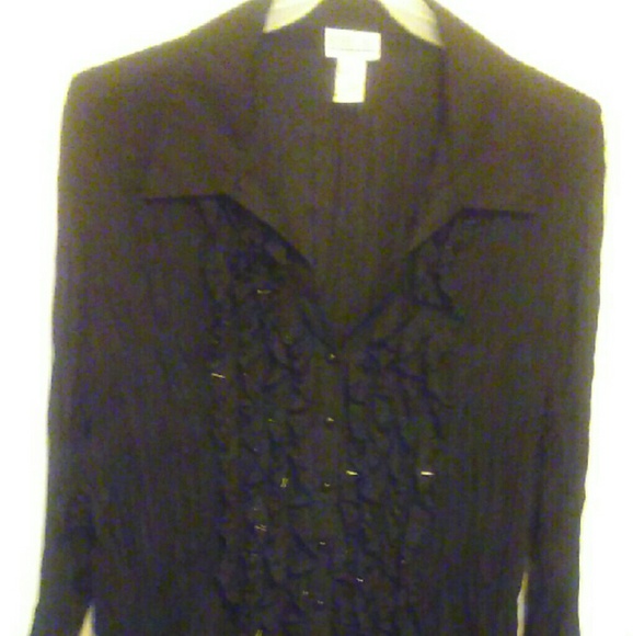 Button up ruffled blouse
