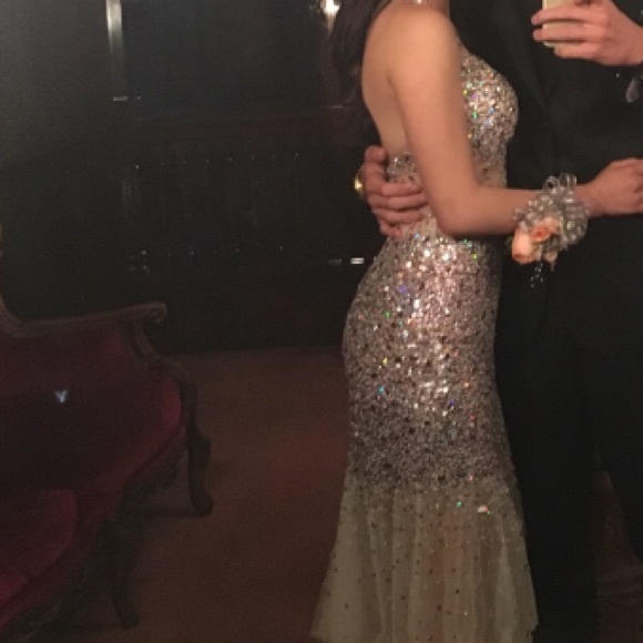 Prom dress