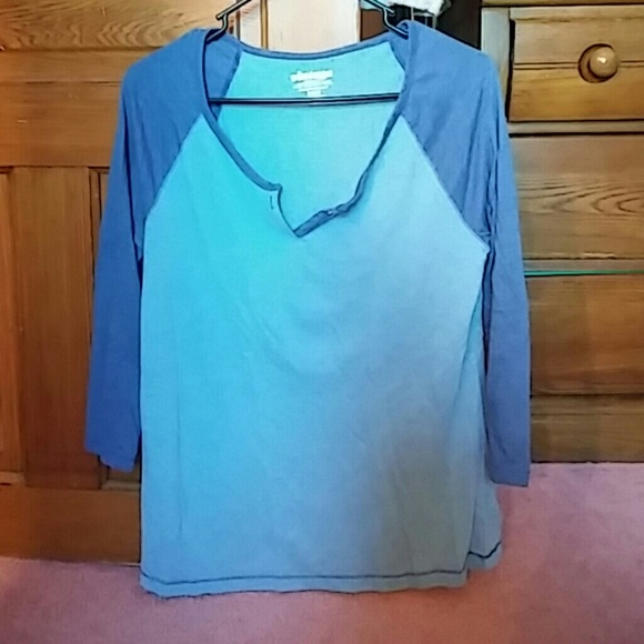 Blue shirt - Picture 1 of 1