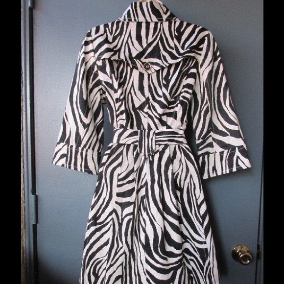 Divine Zebra Print Coat W/Buttons & Belt - Lined - Picture 2 of 4