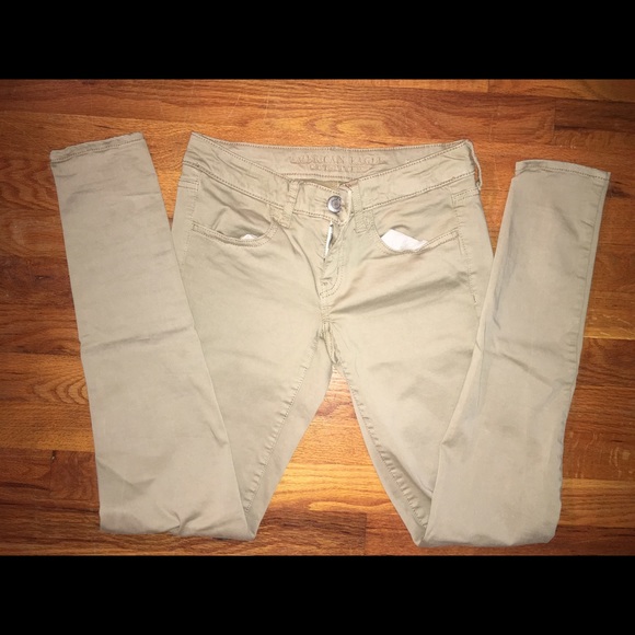 American Eagle Khaki Jeggings Size 2 Long