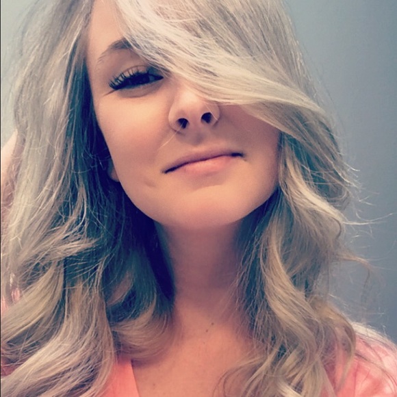 Meet your Posher, Kimberly - Picture 1 of 1