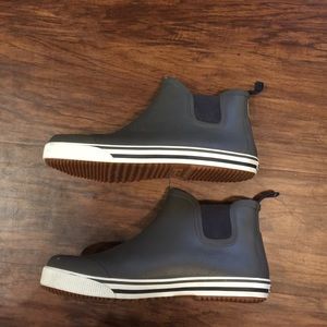 Tretorn rubber rain boots