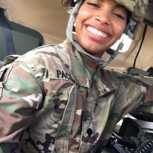 Meet your Posher, Diana