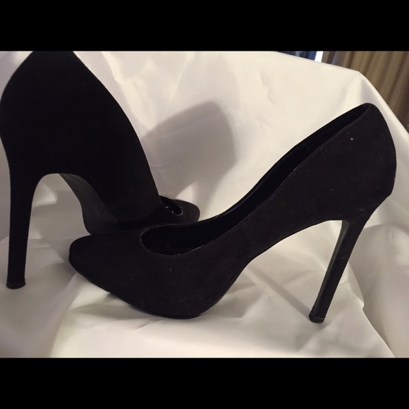 Black suede pumps