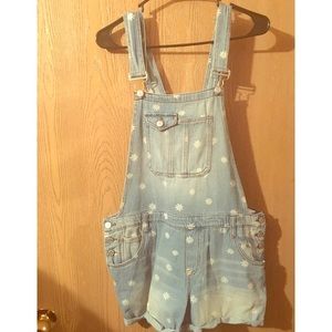 L.E.I. jean short overalls