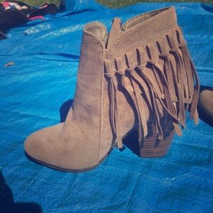 ADORABLE!!!! Never worn. Brown fringe booties