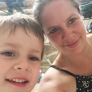 Meet your Posher, Sharon