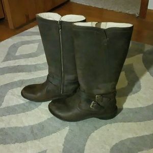 UGG Rosen Brown Leather Boots
