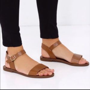 Steve Madden Donddi Sandals