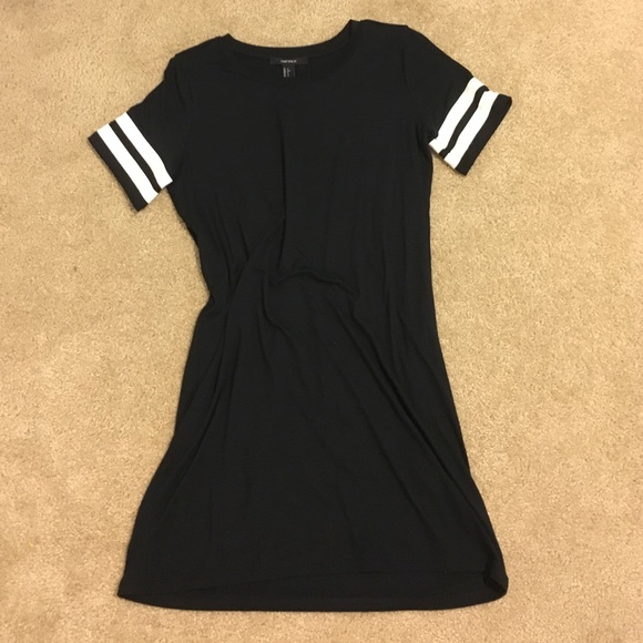Dresses & Skirts - TShirt Dress