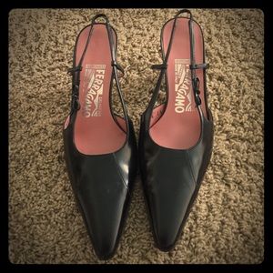 Beautiful Ferragamo kitten heel.