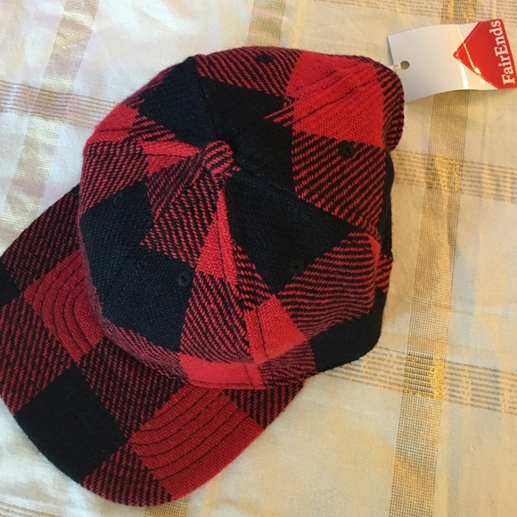 NWT FairEnds men's hat