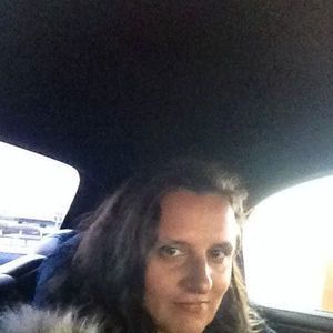 Meet your Posher, Ora