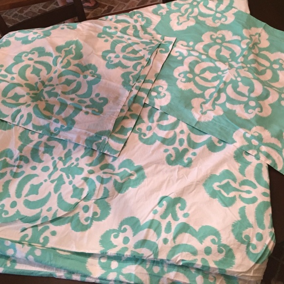 patterned duvet cover with two matching shams