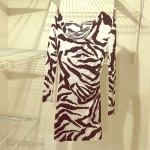 👗off the shoulder zebra dress👗