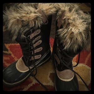 Joan of the Artic Sorel Boots size 7