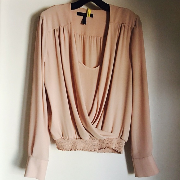 BCbgMaxAzria nude silk blouse.  Small.  Fab!