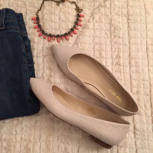 Neutral Nine West Flats