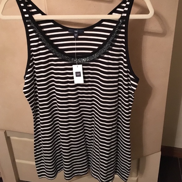 Gap Sequin top Size XL