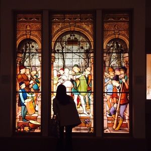 Meet your Posher, Qina