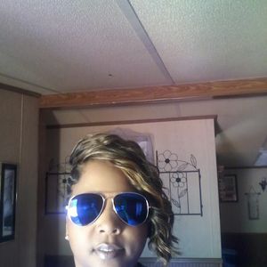 Meet your Posher, Latoria