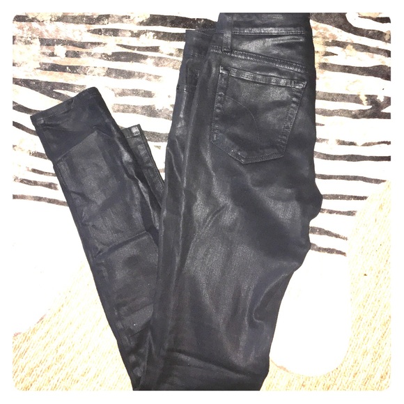 Joe's mid rise skinny waxed black jeans.  Nwot 27