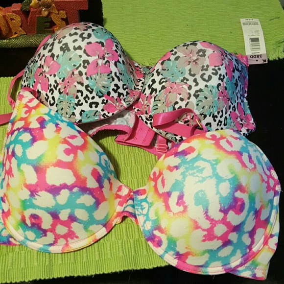 2 38DD Bras New