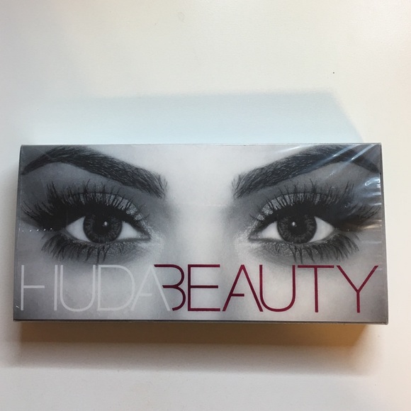 Huda Beauty False Lashes