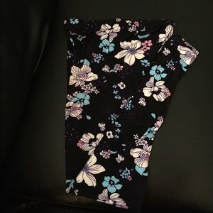 Buttery Soft Leggings (OS)