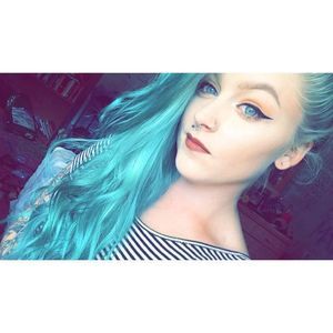 Meet your Posher, Samantha