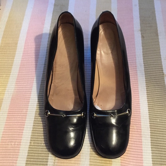 Authentic vintage Gucci rare  horse-bit sz 8