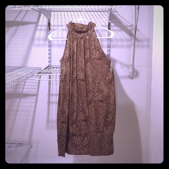 Sleeveless animal print dress