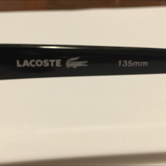 Lacoste Sunnies - Picture 4 of 6