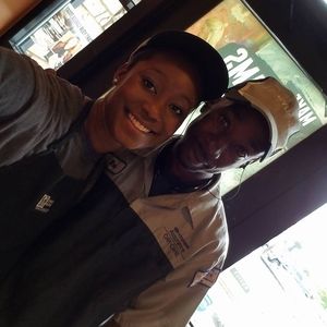 Meet your Posher, Robert