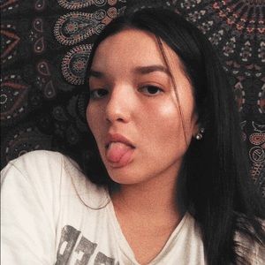 Meet your Posher, Brianna