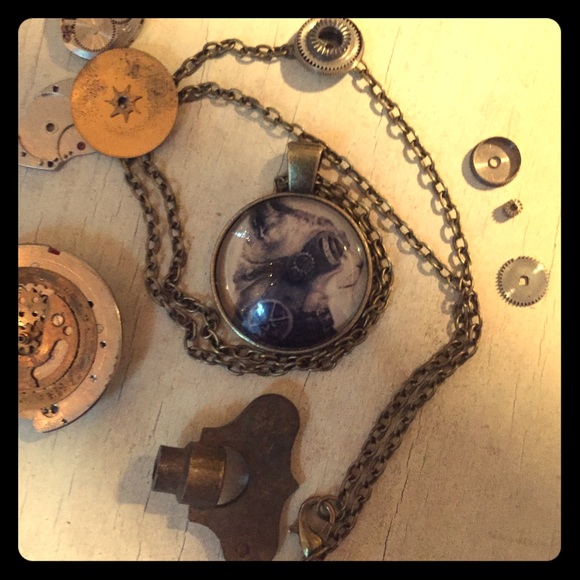 Steampunk kitty cat bronze toned necklace