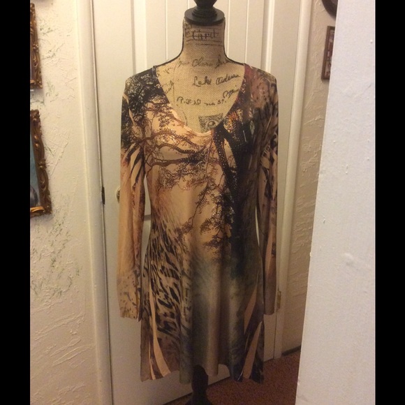 Beautiful tunic tree blouse