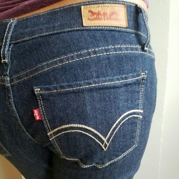 524 Dark wash Levi Jean's for juniors - Picture 2 of 4