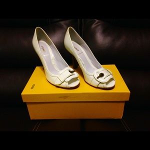 FENDI Peep-Toe Pump