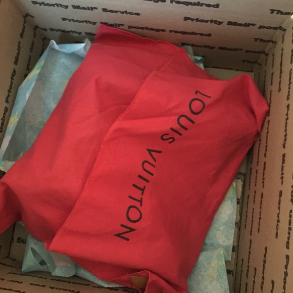 Shipped - Picture 2 of 3