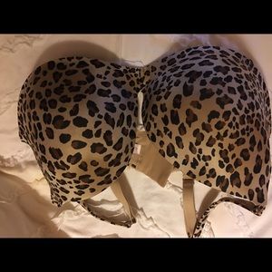 Cacique Leopard print Bra size 42DD like new
