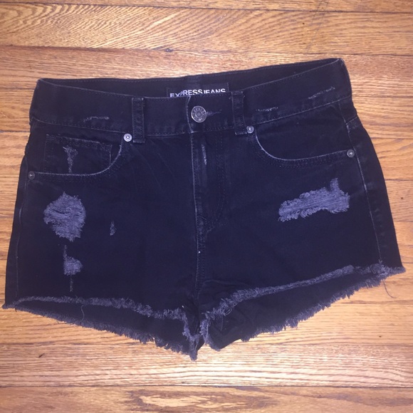 High waisted destroyed denim shorts